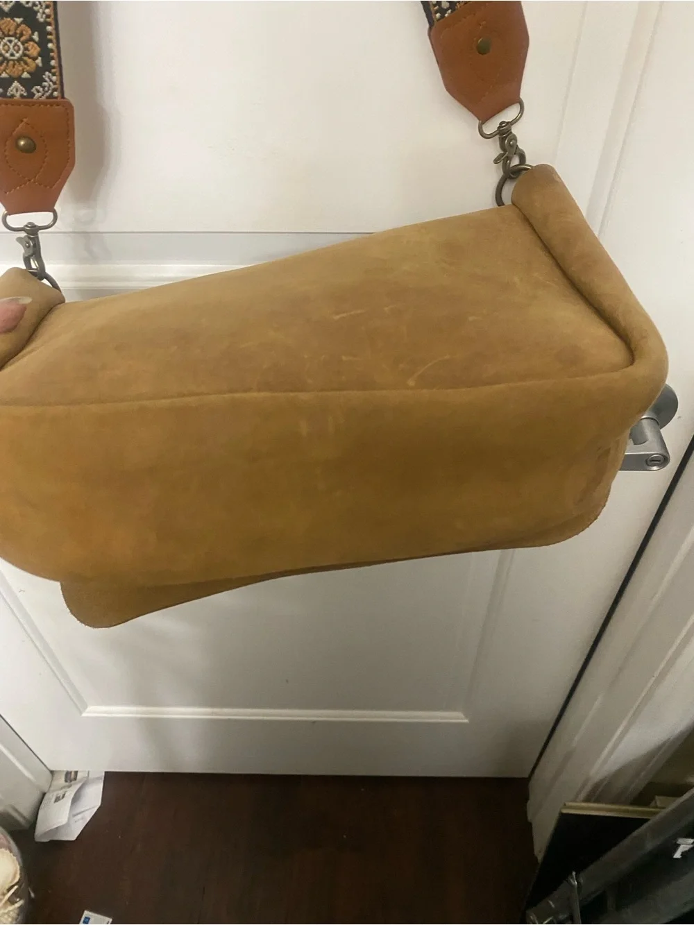 Men's Casual Leather Messenger Bag in Brown